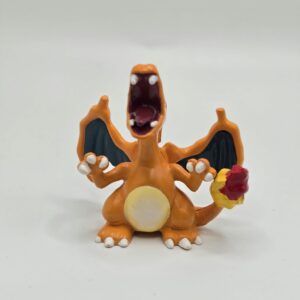 Vintage TOMY Pokémon Charizard #006 2-Inch Mini Figure (Aggressive Stance Variant)