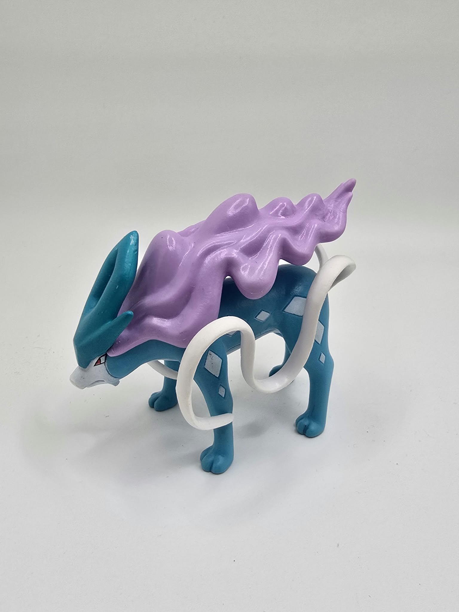 Pokémon Legendary Suicune Vinyl Figure (Johto Region)
