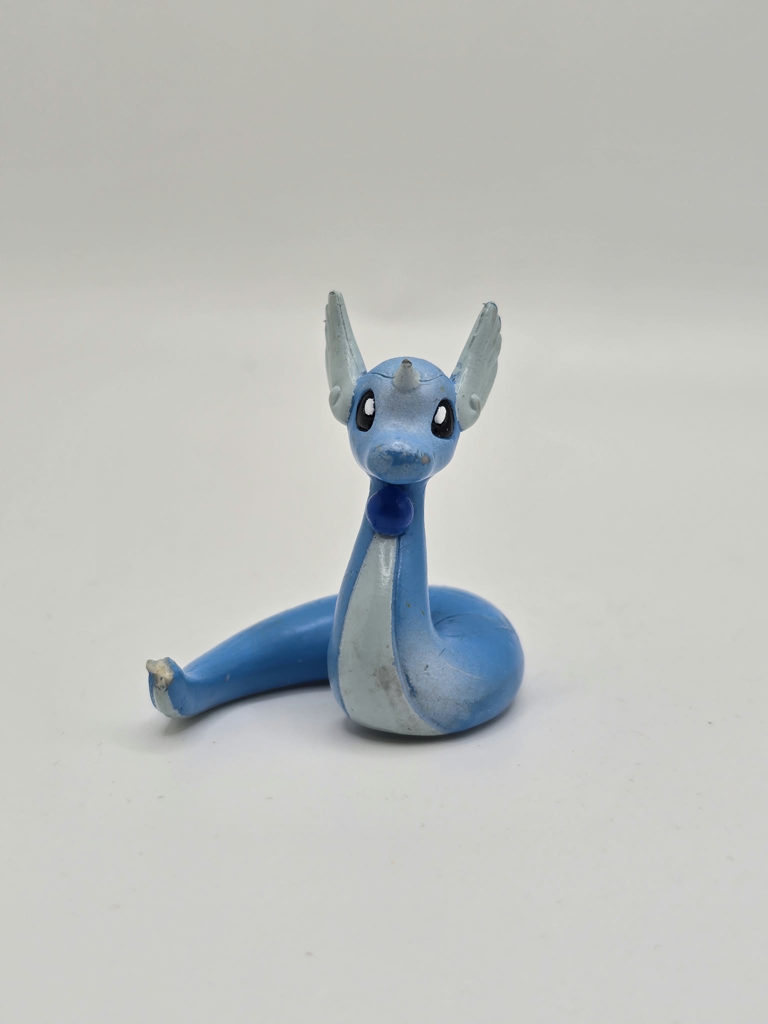 Vintage TOMY Pokémon Dragonair 2-Inch Mini Figure