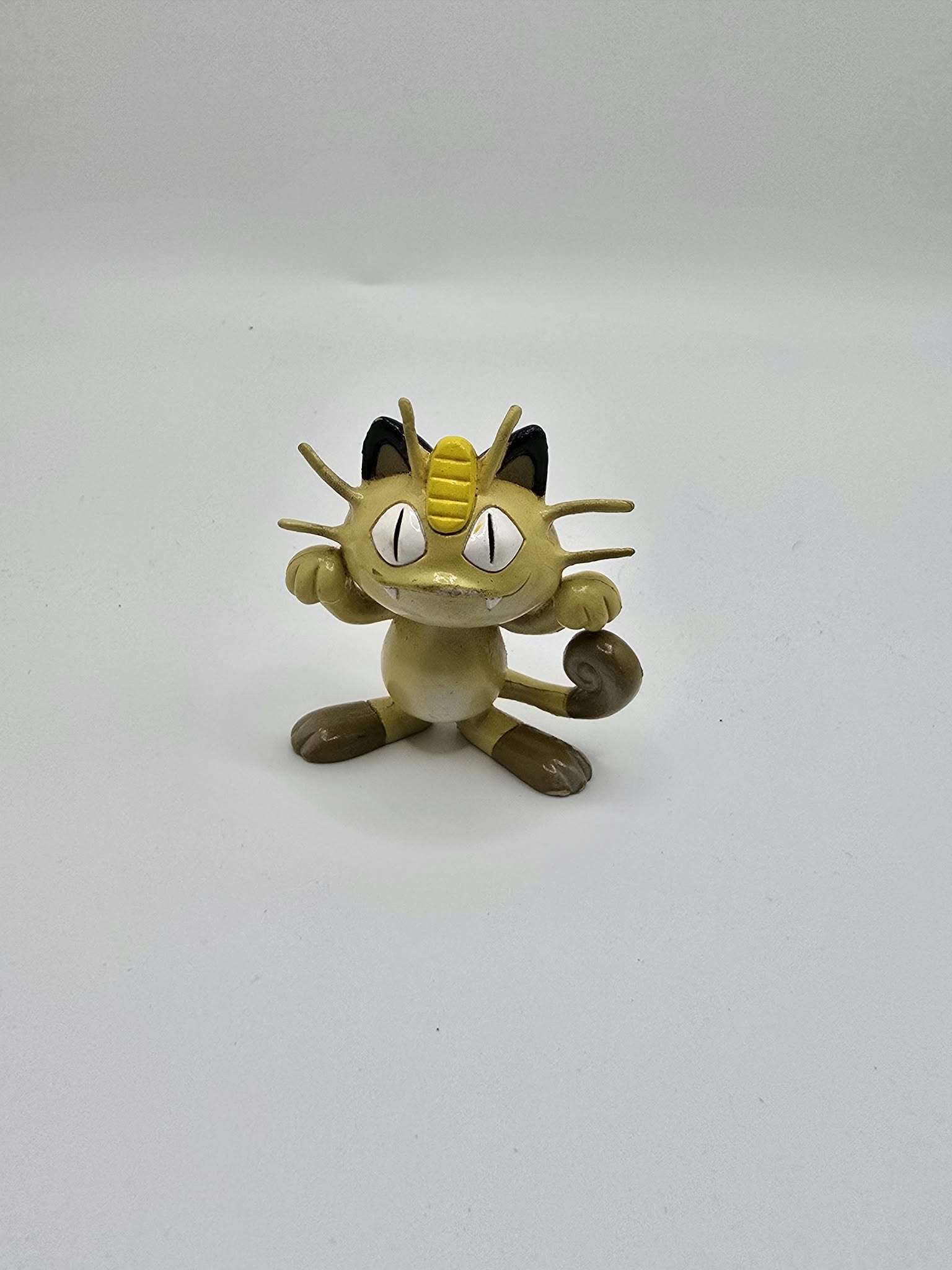 Vintage TOMY Pokémon Meowth 2-Inch Mini Figure