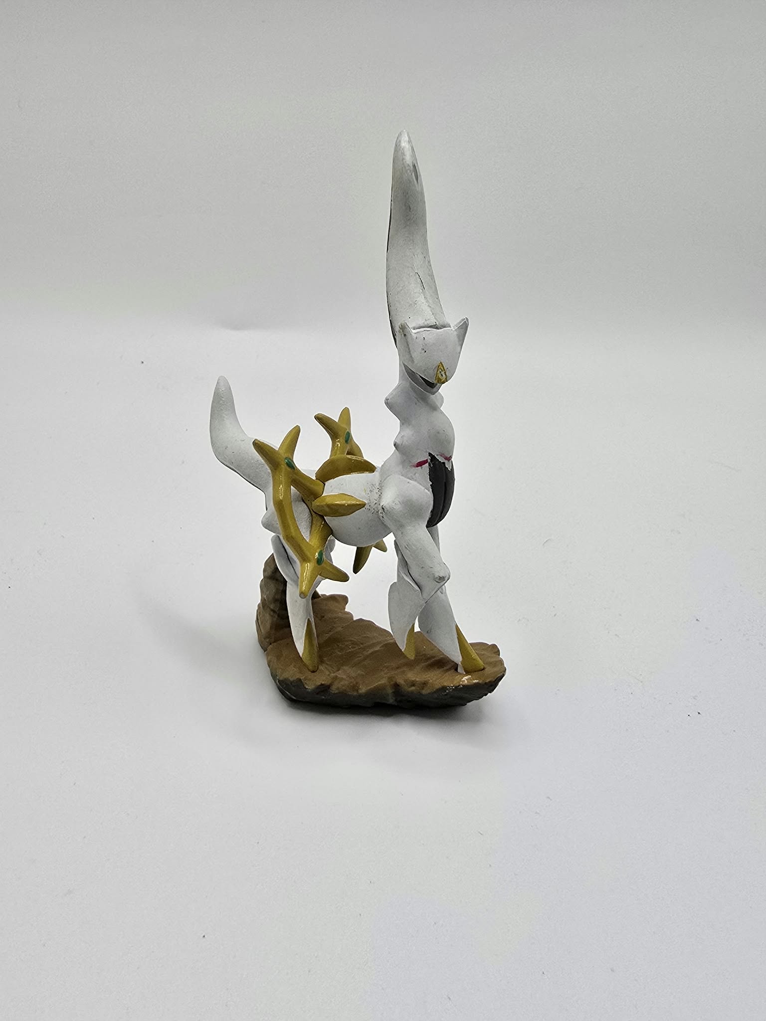 Pokémon TCG Arceus 3-Inch Sculpted Figure with Rock Base