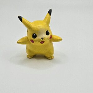 Vintage 1998 TOMY / Auldey Pokémon Pikachu 2-Inch Mini Figure (As-Is / Missing Tail)
