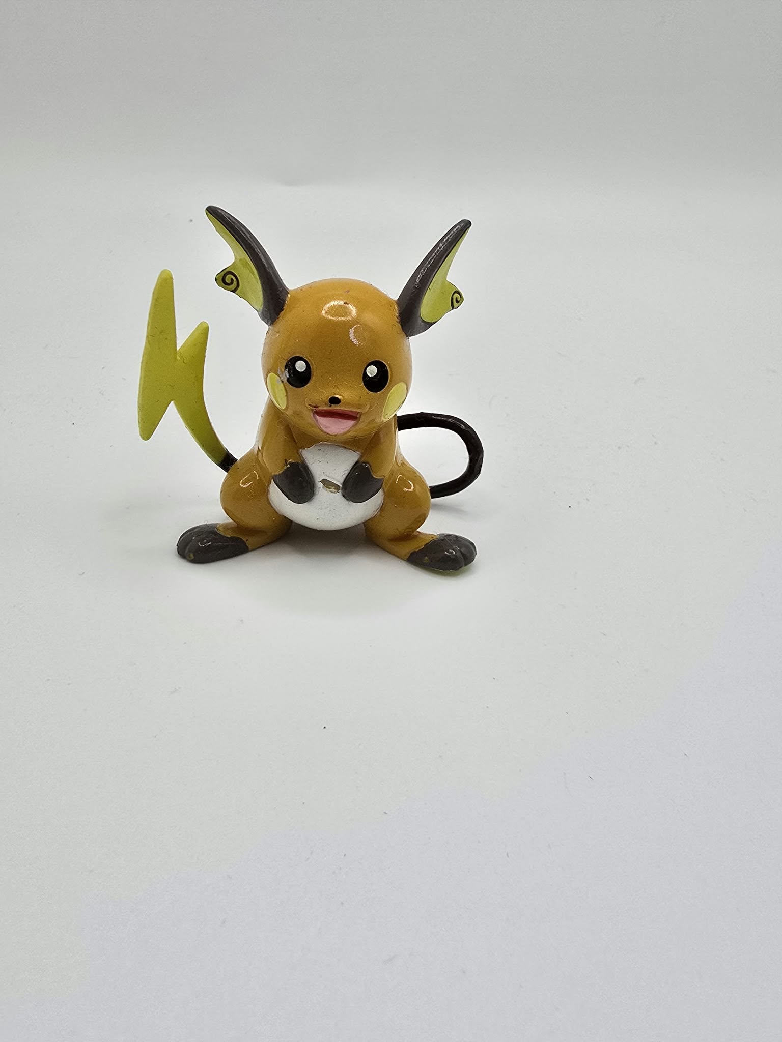 Vintage TOMY Pokémon Raichu 1.5-Inch Mini Figure